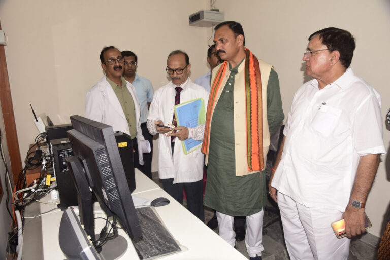 स्वास्थ्य मंत्री जायसवाल ने मल्टी स्पेशलिटी हॉस्पिटल बिलासपुर का किया निरीक्षण स्वास्थ्य मंत्री जायसवाल ने मल्टी स्पेशलिटी हॉस्पिटल बिलासपुर का किया निरीक्षण