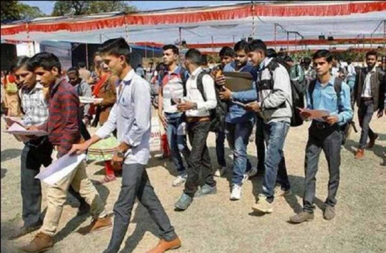 देश में सबसे कम बेरोज़गारी दर वाले राज्यों में छत्तीसगढ़ ने पाया स्थान, उत्तर प्रदेश को पीछे छोड़ा