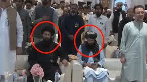 अफगान राजनयिकों ने पाकिस्तान के राष्ट्रगान के दौरान खड़े होने से किया इनकार