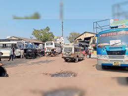 नया बस स्टैंड में हो रहा मालवाहकों का कब्जा नया बस स्टैंड में हो रहा मालवाहकों का कब्जा