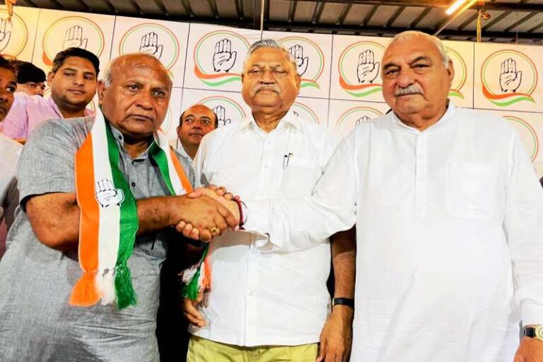 हरियाणा में BJP को बड़ा झटका, टिकट कटने से नाराज बीजेपी पूर्व कर्णदेव कंबोज ने छोड़ी पार्टी, ज्वाइन की कांग्रेस