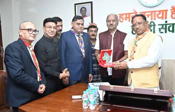 छत्तीसगढ़ में आयोजित होगा 19वां नेशनल जैम्बोरी, मुख्यमंत्री साय से राज्य भारत स्काउट्स और गाइड्स संघ के प्रतिनिधिमंडल ने की मुलाकात छत्तीसगढ़ में आयोजित होगा 19वां नेशनल जैम्बोरी, मुख्यमंत्री साय से राज्य भारत स्काउट्स और गाइड्स संघ के प्रतिनिधिमंडल ने की मुलाकात