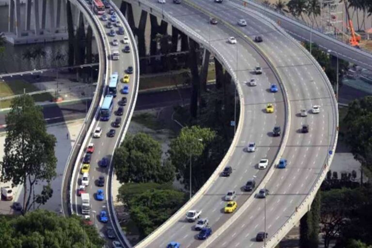 दिल्ली के 9 फ्लाईओवर्स का जीर्णोद्धार: केजरीवाल सरकार की नई पहल