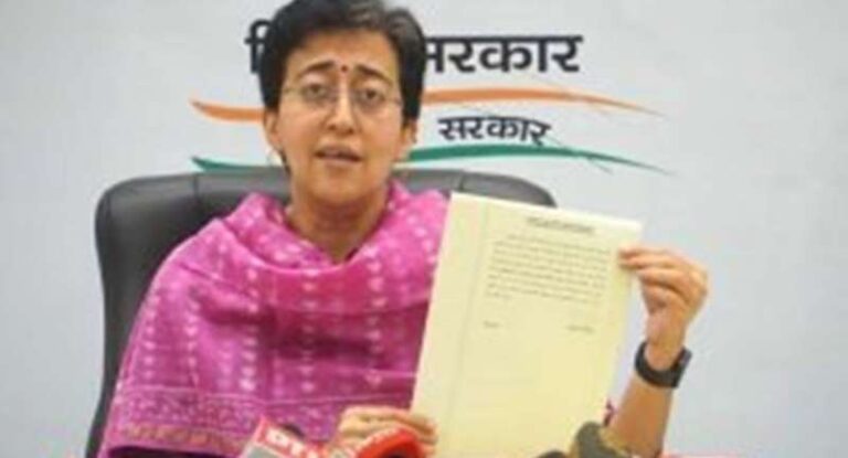 किसके सिर सजेगा दिल्ली का ताज?: राजधानी को मिल सकता है पहला SC CM, आतिशी भी रेस में; खुलेगी कुलदीप की किस्मत!