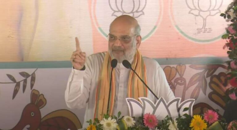 झारखंड में अमित शाह का जोरदार भाषण, सुरक्षा को प्राथमिकता झारखंड में अमित शाह का जोरदार भाषण, सुरक्षा को प्राथमिकता