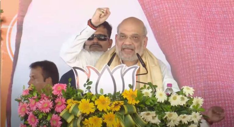 जम्मू-कश्मीर में फारूक लाए आतंकवाद: शाह