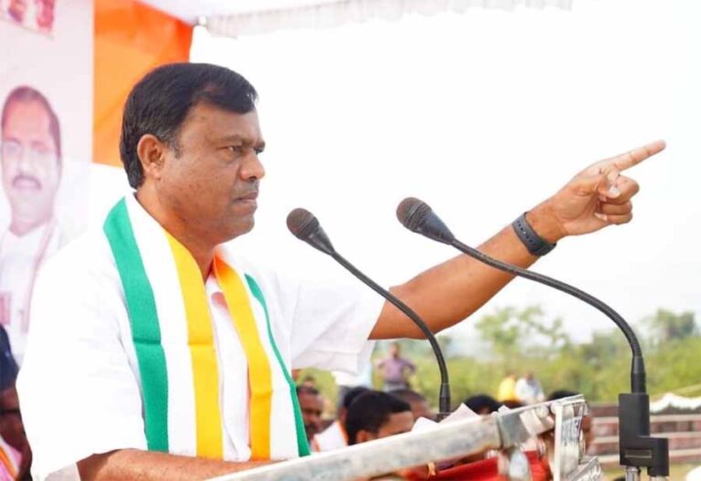 CBI की एंट्री केवल कांग्रेस के लिए, सीमा तय क्यों : PCC चीफ बैज CBI की एंट्री केवल कांग्रेस के लिए, सीमा तय क्यों : PCC चीफ बैज