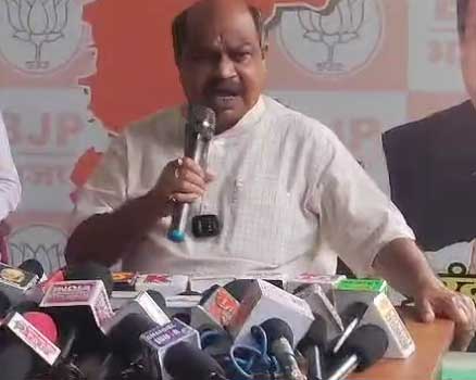 दक्षिण चुनाव जीतते ही सुनील सोनी और मैं स्मार्ट सिटी से मांगेंगे पोल में खेल कैसे हुआ : पुरंदर दक्षिण चुनाव जीतते ही सुनील सोनी और मैं स्मार्ट सिटी से मांगेंगे पोल में खेल कैसे हुआ : पुरंदर