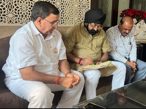 प्रदेश उपाध्यक्ष भूपेन्द्र सवन्नी ने ली पार्टी की सक्रिय सदस्यता प्रदेश उपाध्यक्ष भूपेन्द्र सवन्नी ने ली पार्टी की सक्रिय सदस्यता