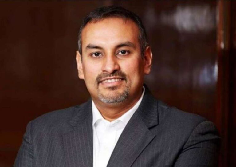 यश ने नमित मल्होत्रा से अपनी पहली मुलाकात को याद किया यश ने नमित मल्होत्रा से अपनी पहली मुलाकात को याद किया