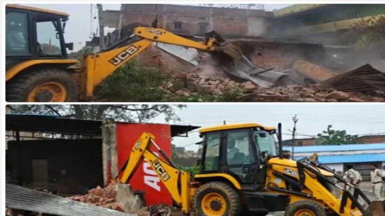 हेड कॉन्स्टेबल की पत्नी और बेटी की हत्या में मास्टरमाइंड कुलदीप साहू के अवैध निर्माण पर चला बुलडोजर