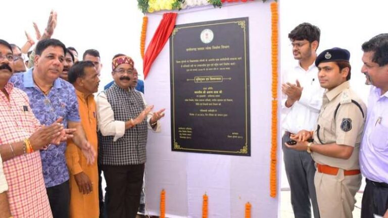 उप मुख्यमंत्री अरुण साव ने मनियारी नदी पर बनने वाले पुल का किया शिलान्यास