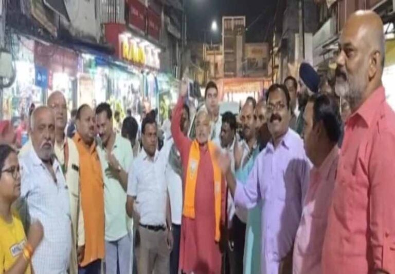 हरियाणा में शानदार जीत कीम मनेन्द्रगढ़ भाजपा कार्यकर्ताओं ने जमकर मनायी खुशियाँ