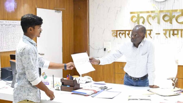 प्रशासन ने 22 आवेदकों को अनुकंपा नियुक्ति प्रदान की