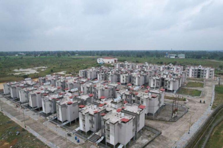 मध्य प्रदेश पुलिस हाउसिंग कॉरपोरेशन ने सरकार को दी रिपोर्ट: 31 करोड़ के प्रोजेक्ट में डिजाइन गड़बड़ी को प्रोजेक्ट मैनेजर ने सुधारा, बटालियन के जवानों को मिले सरकारी फ्लैट में पजेशन