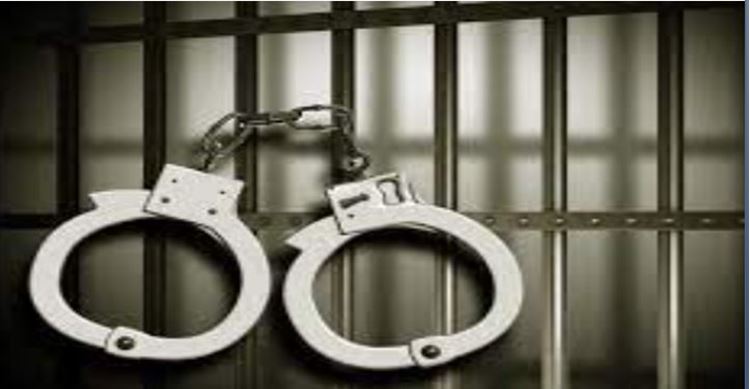 अंधविश्वास का कहर: तंत्र-मंत्र के नाम पर मां ने की दो बेटों की हत्या, परिवार गिरफ्तार अंधविश्वास का कहर: तंत्र-मंत्र के नाम पर मां ने की दो बेटों की हत्या, परिवार गिरफ्तार