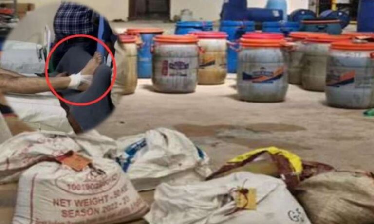 907 किलो ड्रग्स केस: पांच दिन से फरार आरोपी ने थाने के सामने खुद को मारी गोली 907 किलो ड्रग्स केस: पांच दिन से फरार आरोपी ने थाने के सामने खुद को मारी गोली