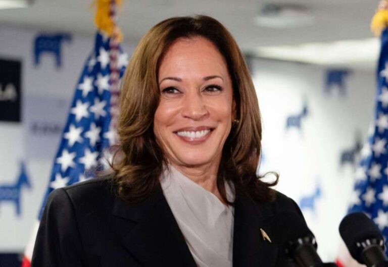 कमला हैरिस जनता को बताएंगी ट्रंप के शासनकाल की कमियां कमला हैरिस जनता को बताएंगी ट्रंप के शासनकाल की कमियां