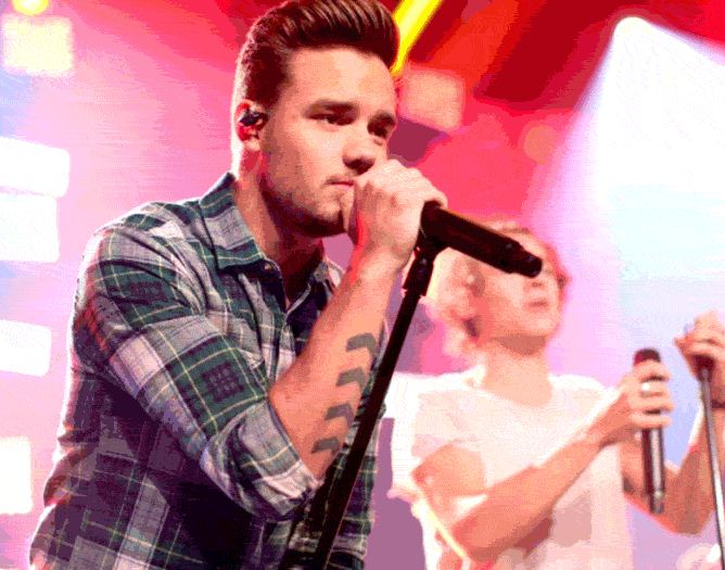 इंग्लिश सिंगर लियम पेन की होटल के तीसरी मंजिल से गिरने से हुई मौत इंग्लिश सिंगर लियम पेन की होटल के तीसरी मंजिल से गिरने से हुई मौत