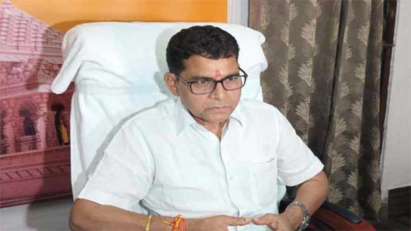 कांग्रेस ने किया कार्यकर्ता सम्मेल, मंत्री टंकराम वर्मा ने कसा तंज कांग्रेस ने किया कार्यकर्ता सम्मेल, मंत्री टंकराम वर्मा ने कसा तंज