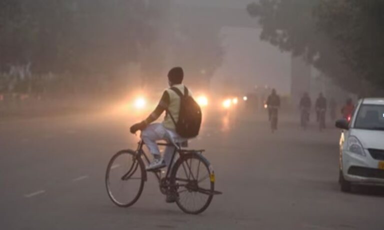 मौसम में बदलाव: छत्तीसगढ़ में उत्तर से आएगी ठंड, बस्तर में भारी बारिश का अलर्ट जारी