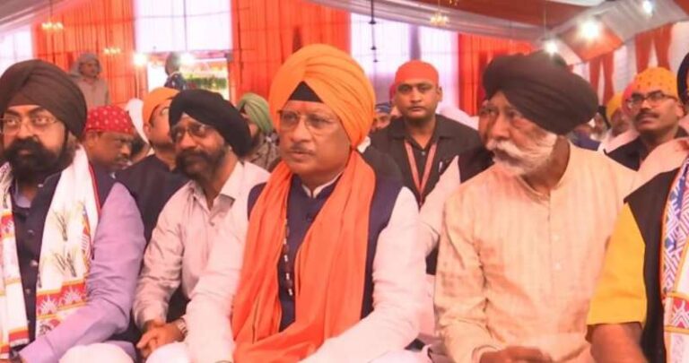 प्रकाश पर्व में शामिल हुए सीएम साय…