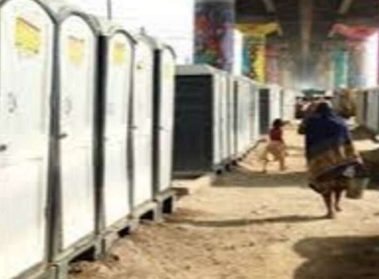 महाकुंभ के दौरान प्रत्येक 10 शौचालयों पर नियुक्त होगा एक सफाईकर्मी महाकुंभ के दौरान प्रत्येक 10 शौचालयों पर नियुक्त होगा एक सफाईकर्मी