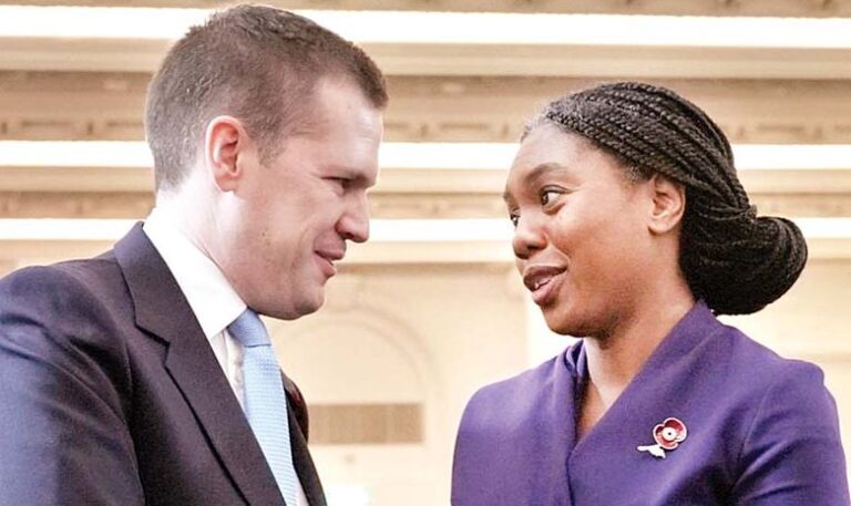 सुनक की जगह लेंगी केमी बेडेनॉक