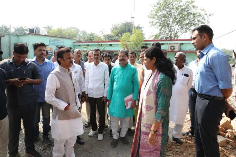 मनकामेश्वर शिव मंदिर जीर्णोद्धार का कार्य शीघ्र पूरा करें : उप मुख्यमंत्री शुक्ल
