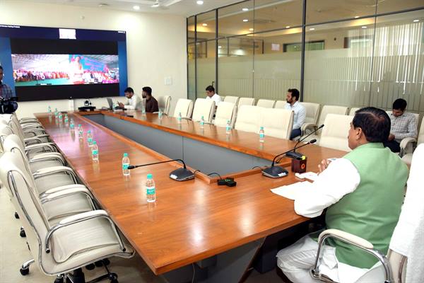 धार्मिक संस्थाएं, अस्पताल-स्कूल और कॉलेज निर्माण के लिए आगे आएं – मुख्यमंत्री डॉ. यादव धार्मिक संस्थाएं, अस्पताल-स्कूल और कॉलेज निर्माण के लिए आगे आएं – मुख्यमंत्री डॉ. यादव