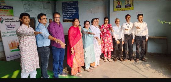 मतदाता जागरूकता रथ एवं नाटक के माध्यम से मतदाता जागरूकता कार्यक्रम मतदाता जागरूकता रथ एवं नाटक के माध्यम से मतदाता जागरूकता कार्यक्रम