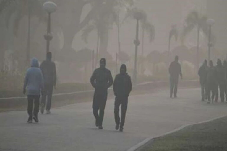 CG में मौसम विभाग ने जारी किया शीतलहर का अलर्ट, सरगुजा में ठंड का रिकॉर्ड टूटा