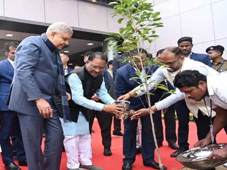 छत्तीसगढ़-रायपुर में राज्योत्सव का समापन समारोह आज, उप राष्ट्रपति जगदीप धनखड़ होंगे शामिल