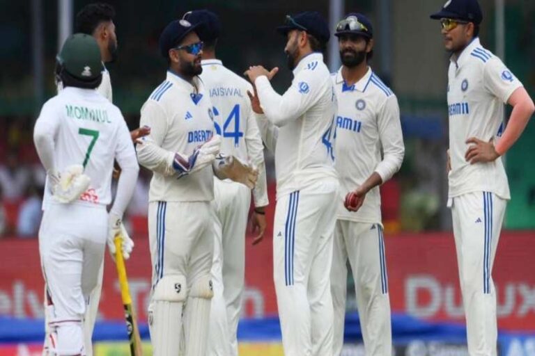 IND vs NZ टेस्ट सीरीज में स्पिनरों ने दिखाया ऐसा जादू कि टूट गया 55 साल पुराना रिकॉर्ड IND vs NZ टेस्ट सीरीज में स्पिनरों ने दिखाया ऐसा जादू कि टूट गया 55 साल पुराना रिकॉर्ड