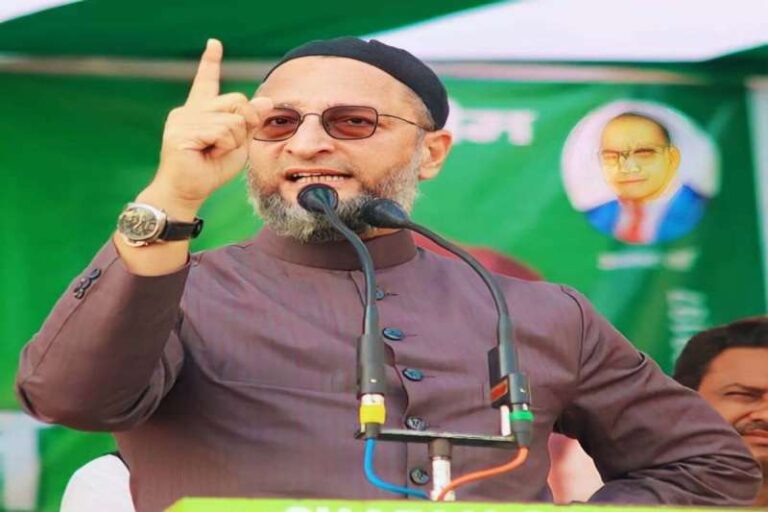 जुमे की नमाज के बाद तकरीर की इजाजत पर बवाल, ओवैसी बोले- ये संविधान के खिलाफ