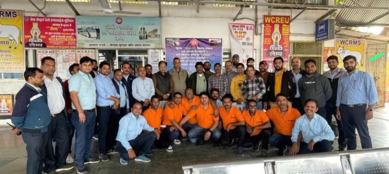 लोको पायलटों की सतर्कता के लिए नुक्कड़ नाटक: यात्रियों की सुरक्षा पर जोर ‘रेल हमारी प्यारी-प्यारी’ नुक्कड़ नाटक से सुरक्षा का संदेश