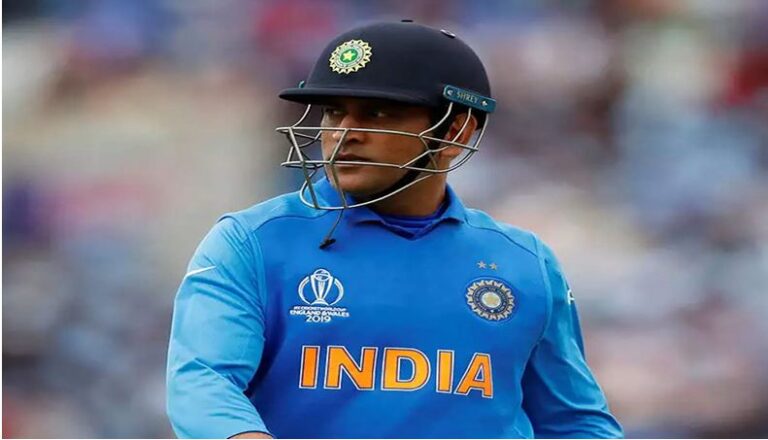 क्या सच में एमएस धोनी के नाम पर जारी होगा 7 रुपये का सिक्का? क्या सच में एमएस धोनी के नाम पर जारी होगा 7 रुपये का सिक्का?