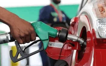 आज पेट्रोल की कीमत 82.64 रुपये और डीजल की 78.05 रुपये प्रति लीटर, कच्चे तेल की कीमत 72 डॉलर पर पहुंची… आज पेट्रोल की कीमत 82.64 रुपये और डीजल की 78.05 रुपये प्रति लीटर, कच्चे तेल की कीमत 72 डॉलर पर पहुंची…