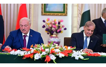 “कश्मीर छोड़ो, काम की बात करो” – बेलारूस के राष्ट्रपति ने शहबाज शरीफ को किया बेइज्जत… “कश्मीर छोड़ो, काम की बात करो” – बेलारूस के राष्ट्रपति ने शहबाज शरीफ को किया बेइज्जत…