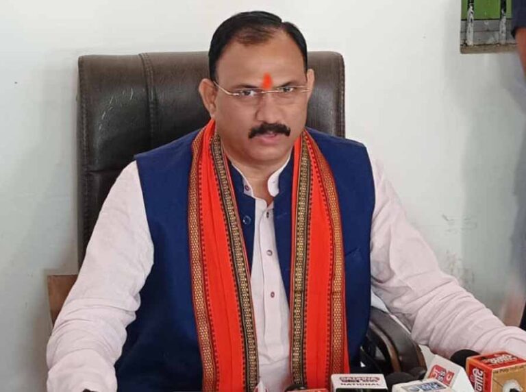 विस उप चुनाव: मंत्री जायसवाल ने बोले – 40 साल से दक्षिण में जीत रही बीजेपी