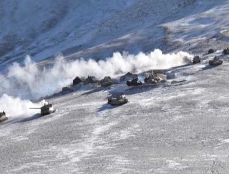 भारतीय सेना की डेपसांग मैदानों में गश्त शुरू, लेकिन कुछ पेट्रोलिंग पॉइंट पर नहीं पहुंची 