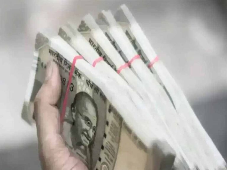 डोंगरगढ़ के दो युवकों के एकाउंट नंबरों में करोड़ों रुपये का लेनदेन