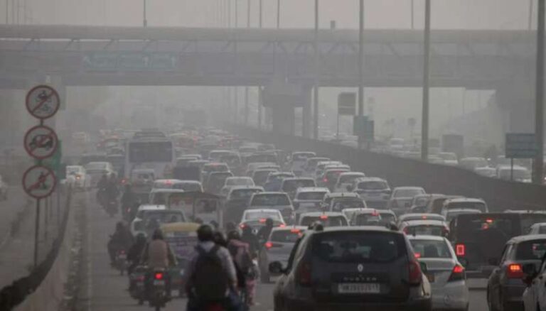 दिल्लीवासियों के लिए बुरी खबर प्रदूषण से हालात बेहद खराब