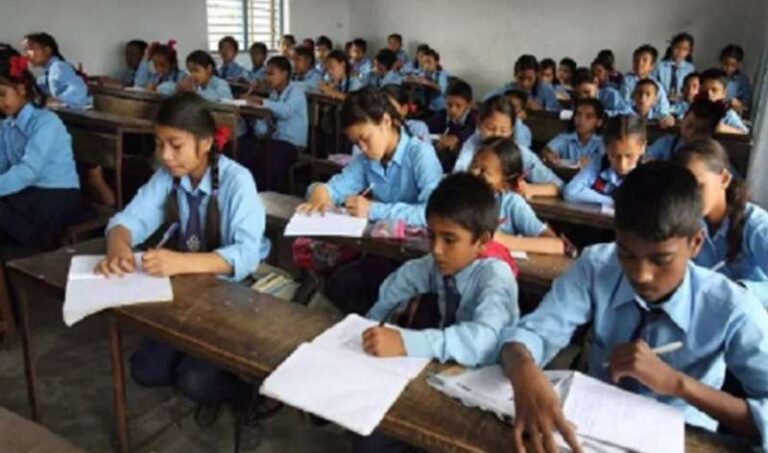 निजी स्कूलों का शिक्षा विभाग पर 700 करोड़ रुपये का बकाया,  राशि जारी करने की मांग 