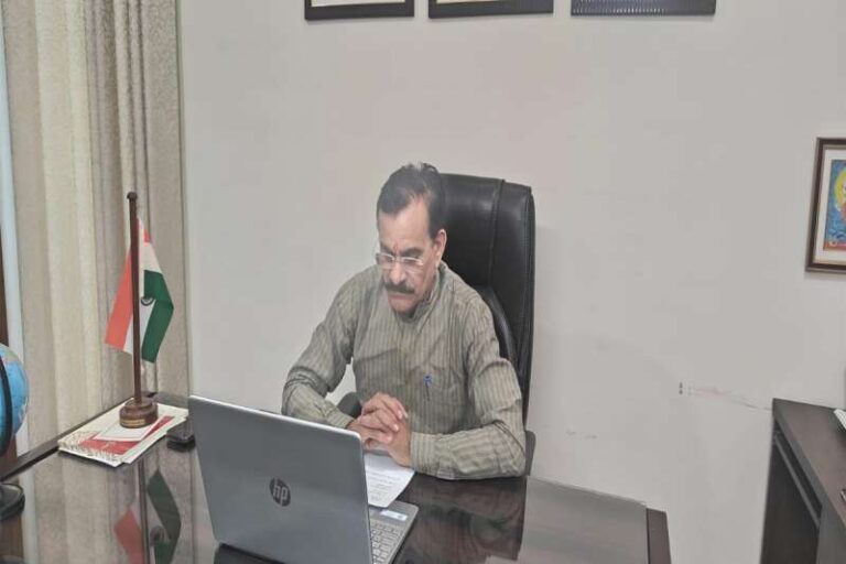 भारतीय जनता पार्टी के प्रदेश अध्यक्ष व खजुराहो सांसद श्री विष्णुदत्त शर्मा ने नई दिल्ली में केन्द्रीय मंत्रियों से मुलाकात कर खजुराहो-रीवा विमान सेवा का वर्चुअल किया शुभारंभ