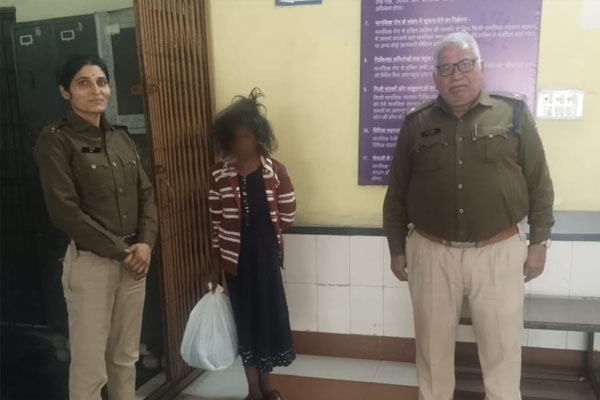 बेसहारा भटकती विक्षिप्त नवयुवती को रेस्क्यू कर कोतवाली पुलिस ने दिया सहारा स्टेट मेन्टल हेल्थ हॉस्पिटल, बिलासपुर में कराया दाखिल