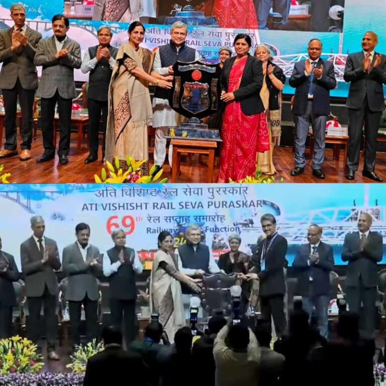  रेल मंत्री ने 101 रेल कर्मियों को अति विशिष्ट रेल सेवा पुरस्कार से पुरस्कृत किया