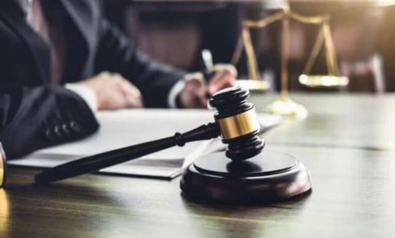 साहिबगंज में लोक अदालत में 44 वादों का निबटारा