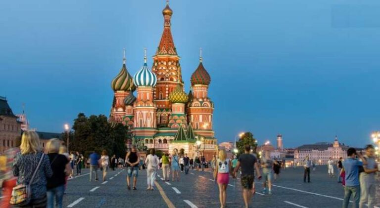 रूस जाने वाले भारतीयों के लिए बड़ी खबर! 2025 से वीजा-फ्री यात्रा की शुरुआत रूस जाने वाले भारतीयों के लिए बड़ी खबर! 2025 से वीजा-फ्री यात्रा की शुरुआत