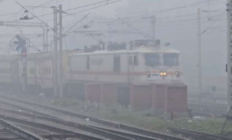 पांच राज्यों में कोहरे की मार, भोपाल में पारा 8 डिग्री पर पहुंचा